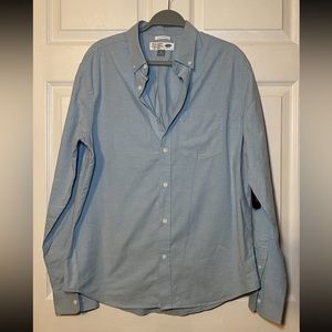Old Navy The Oxford Shirt Size L